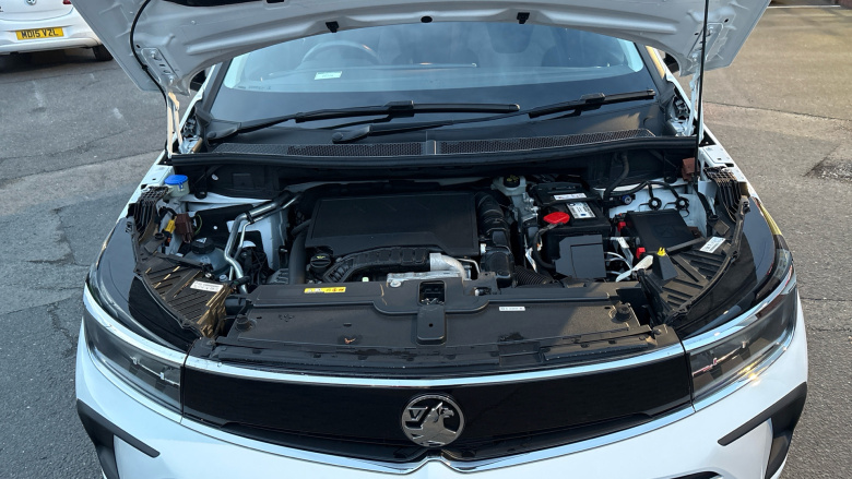 Vauxhall Grandland 1.2 Turbo SE 5dr Petrol Hatchback